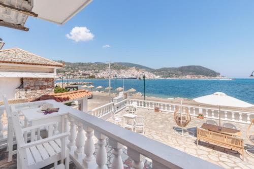 Villa Apostolis