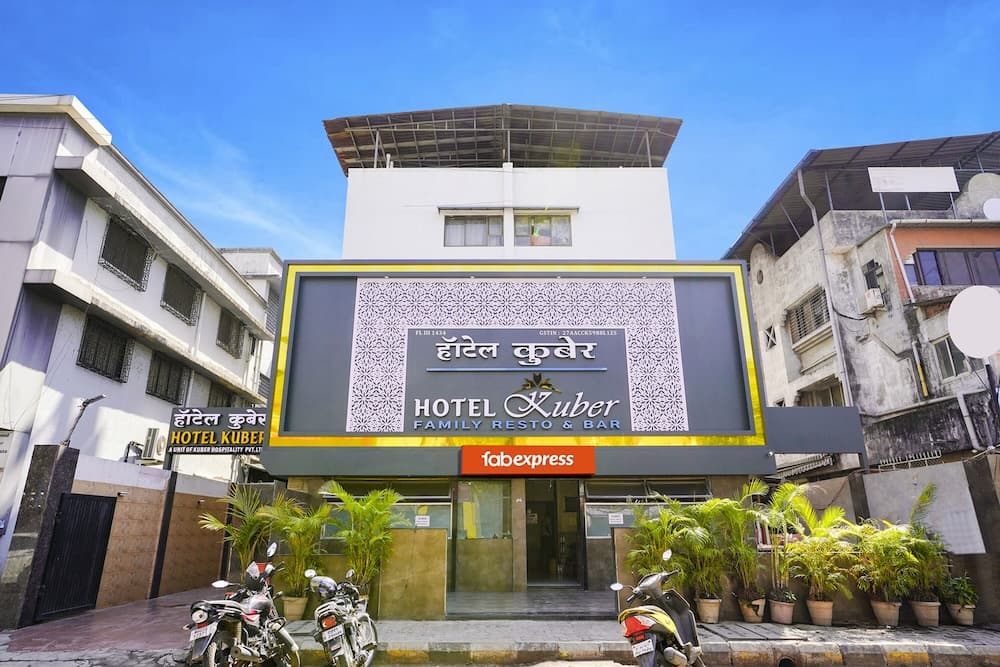FabHotel Kuber