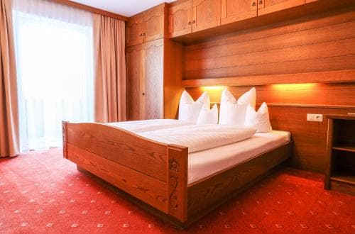 Berghotel Rasis