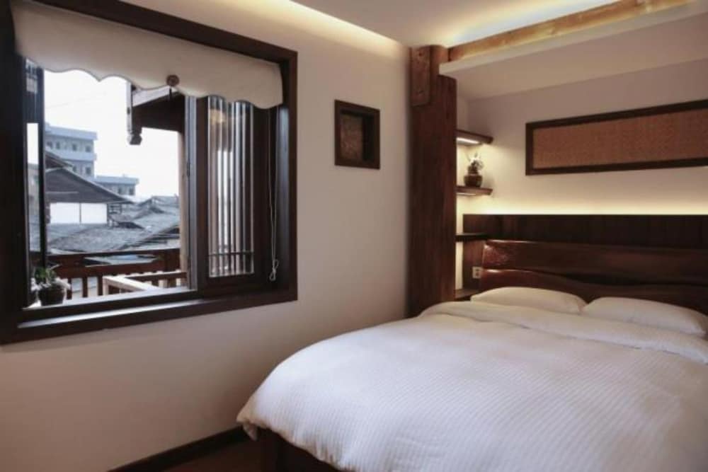 Relief Inn