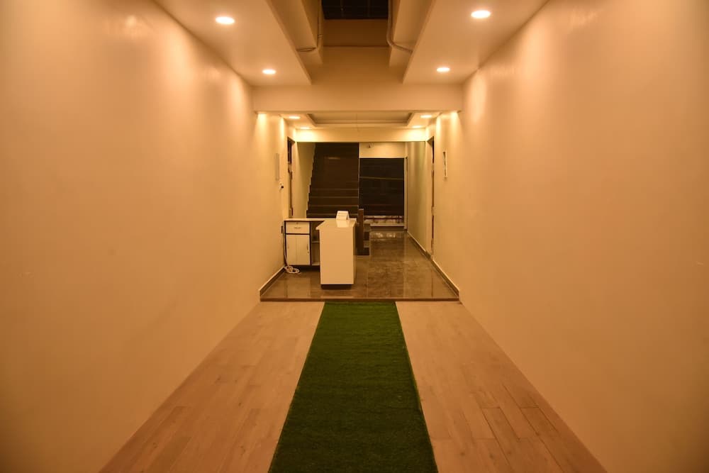 Hotel Relax Inn - Hostel
