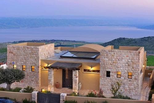 Kami Suites Hotel