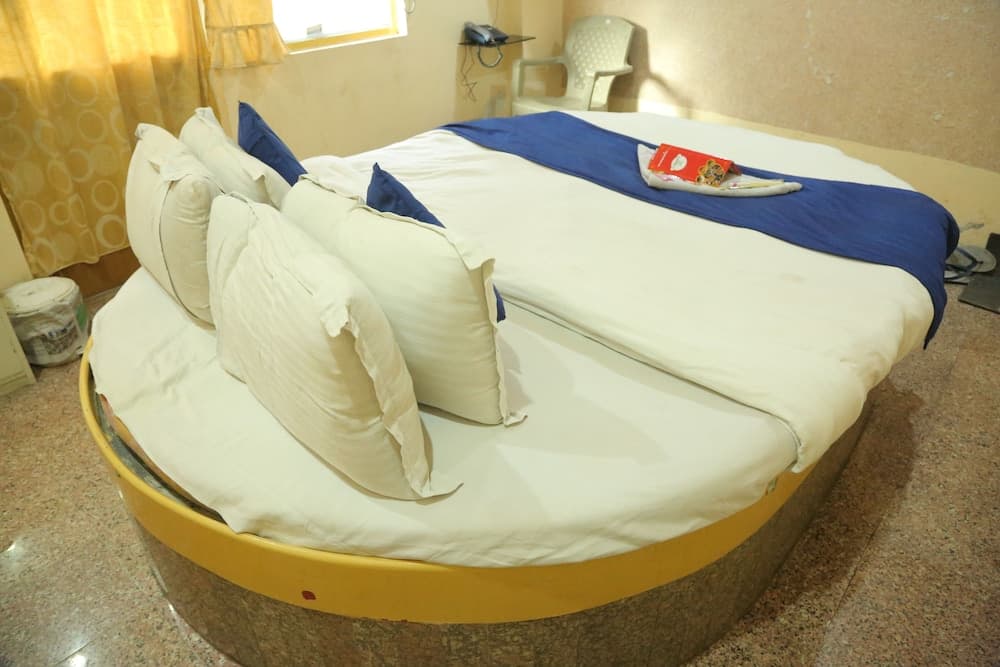 Hotel Ashwin Guest House