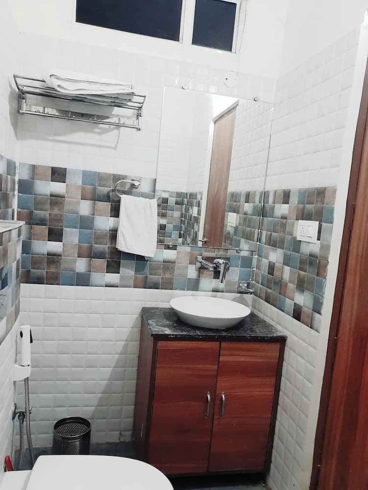 Hotel 365