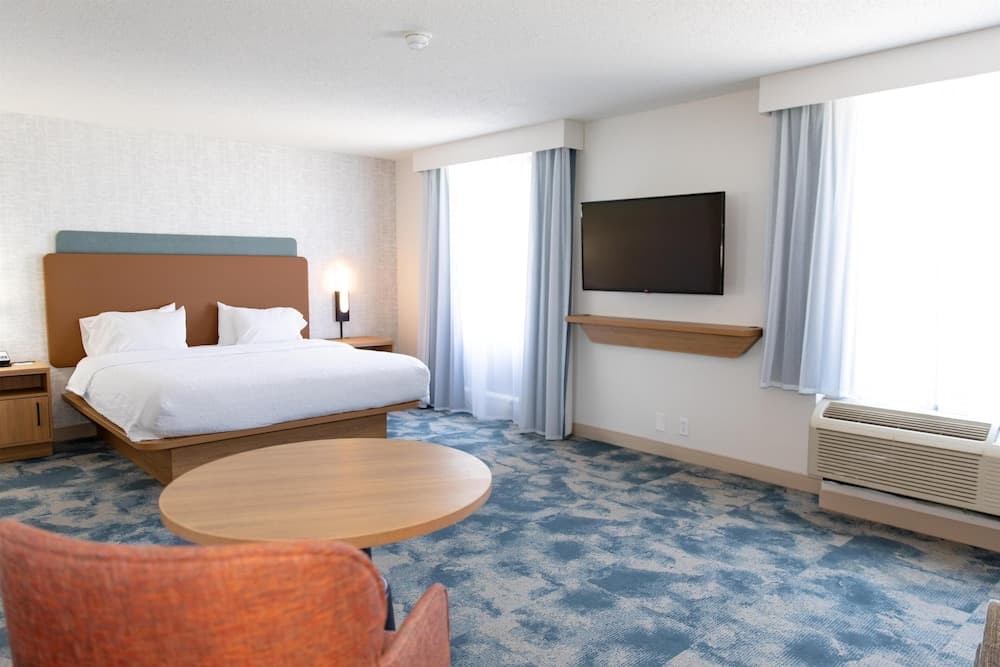 Hampton Inn & Suites Jennings