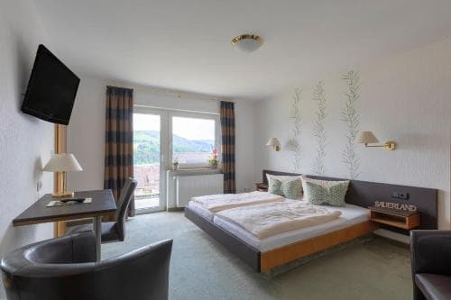Luckai Hotel & Restaurant