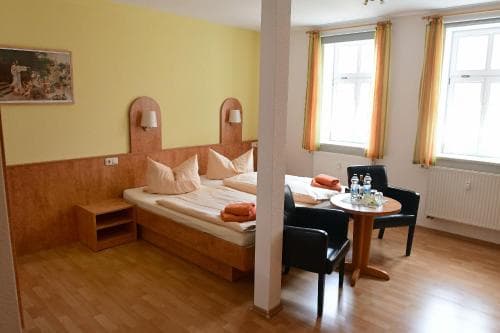 Hotel Goldene Henne