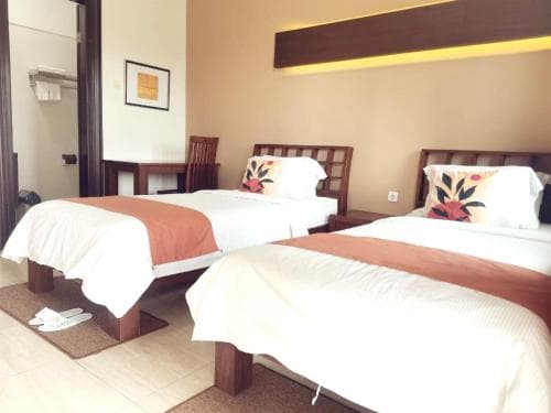 Avila Ketapan Rame Hotel