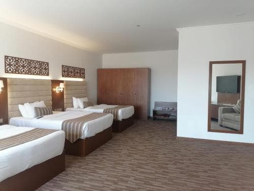 Hamdan Plaza Hotel