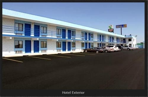 Country Host Motel
