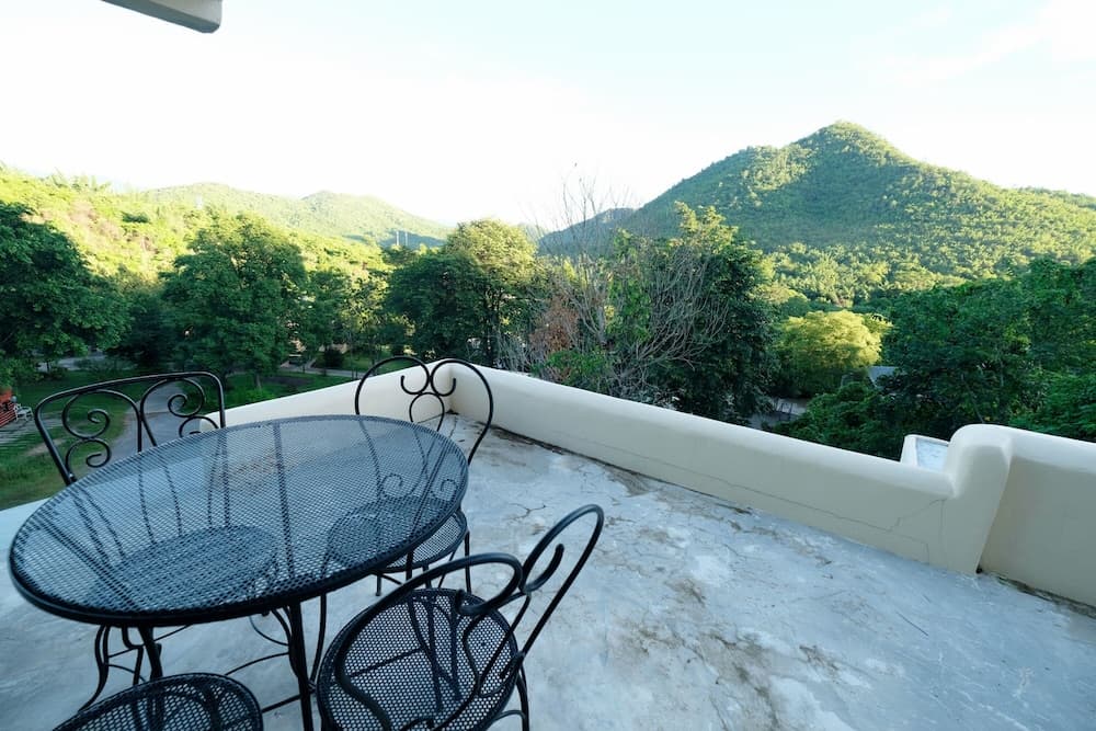 Hi-scene Resort
