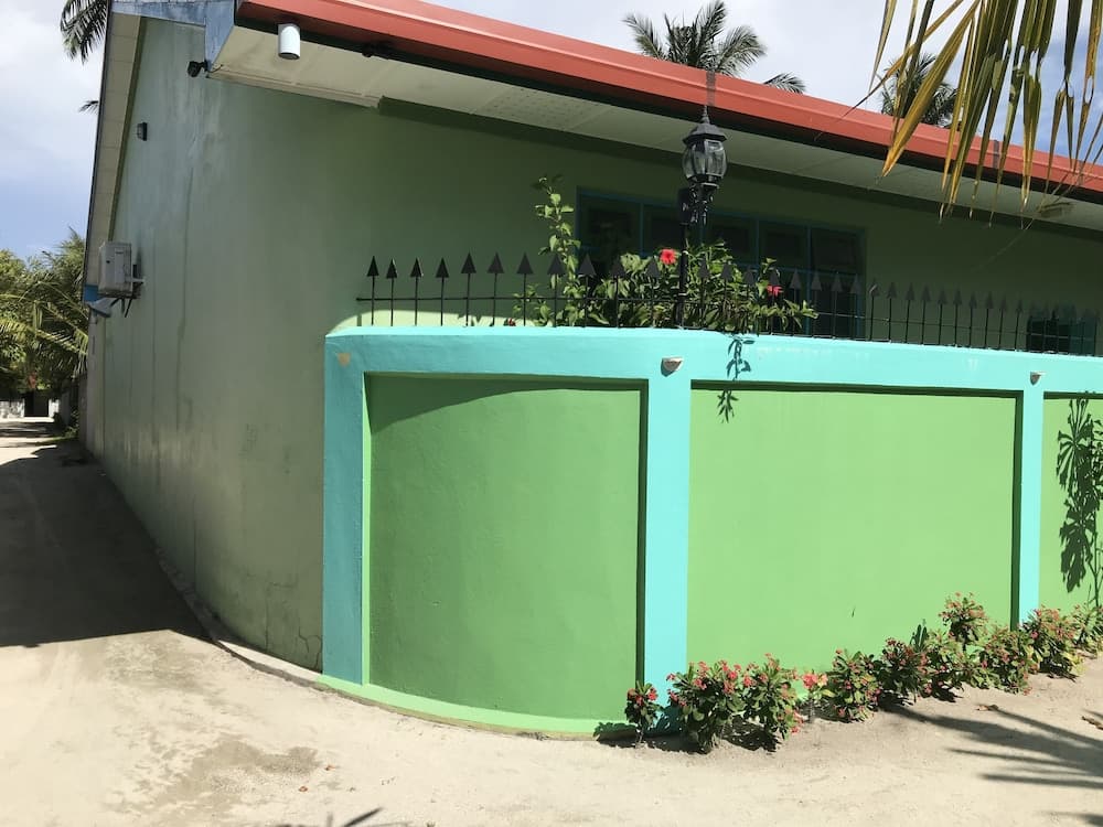 Sunnyside Maamendhoo