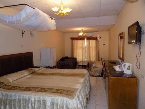 Hotel Oasis