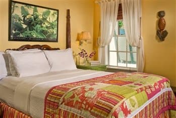 Tropical Inn