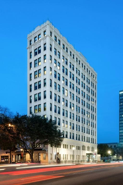 Moxy Columbia Downtown