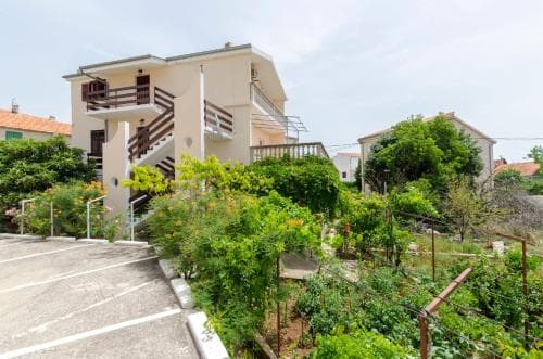 Apartment Damir