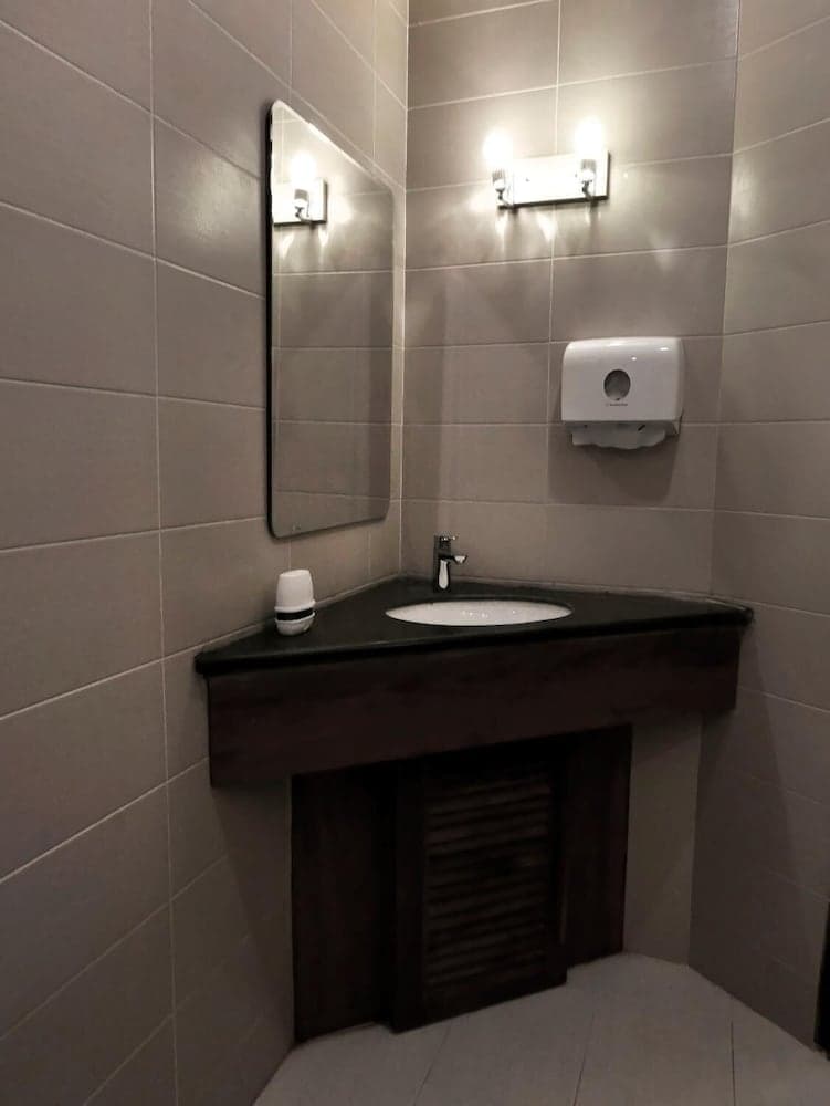 Hive Hostel