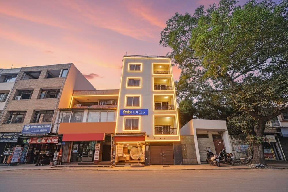 Fabhotel Ak Villa