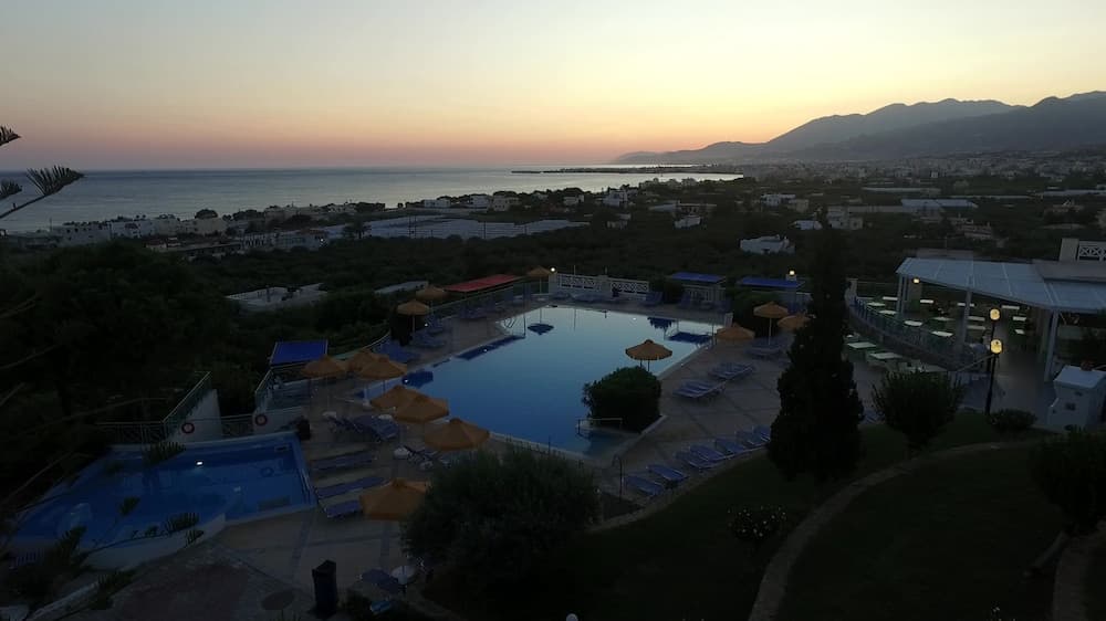 Smartline Arion Palace