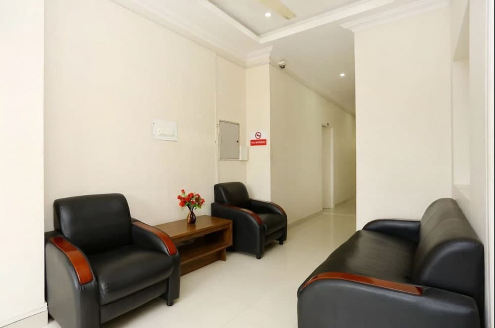 Saravana Inn