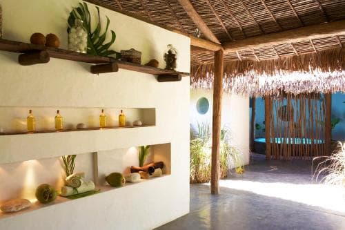 Princesse Bora Lodge & Spa