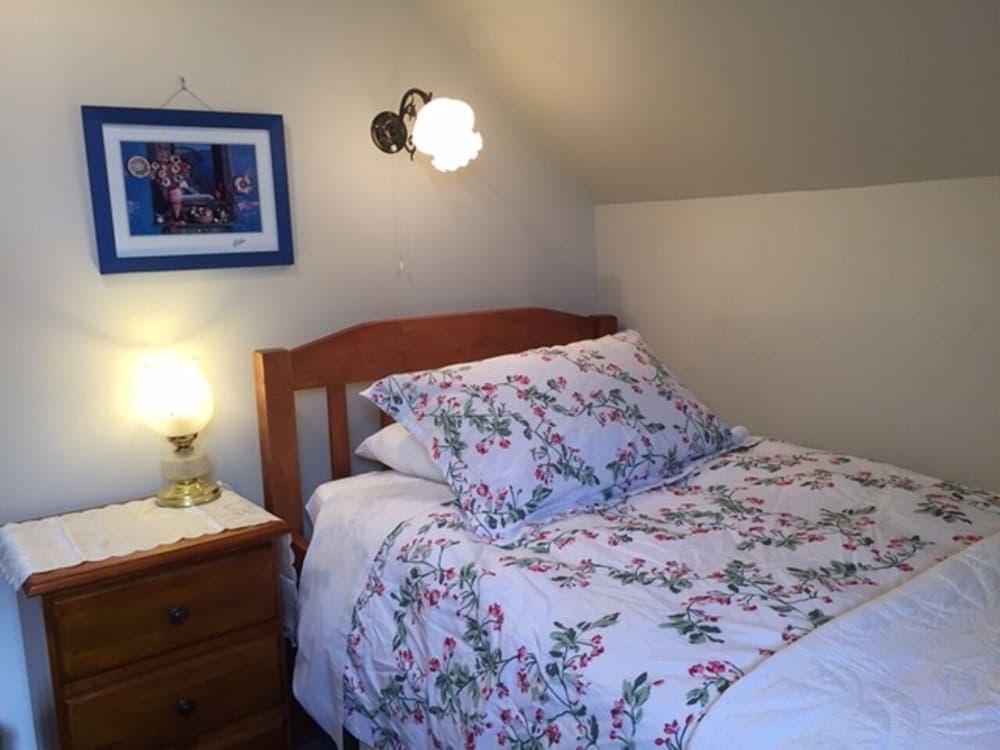 Anglesea House Inn