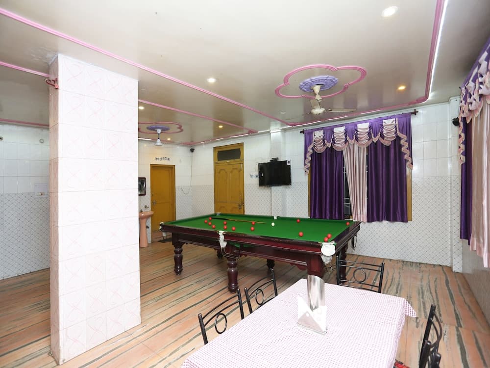 Oyo 28835 Hotel Star
