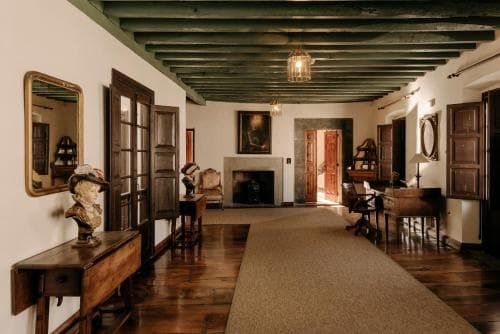 Hotel Casona Del Busto