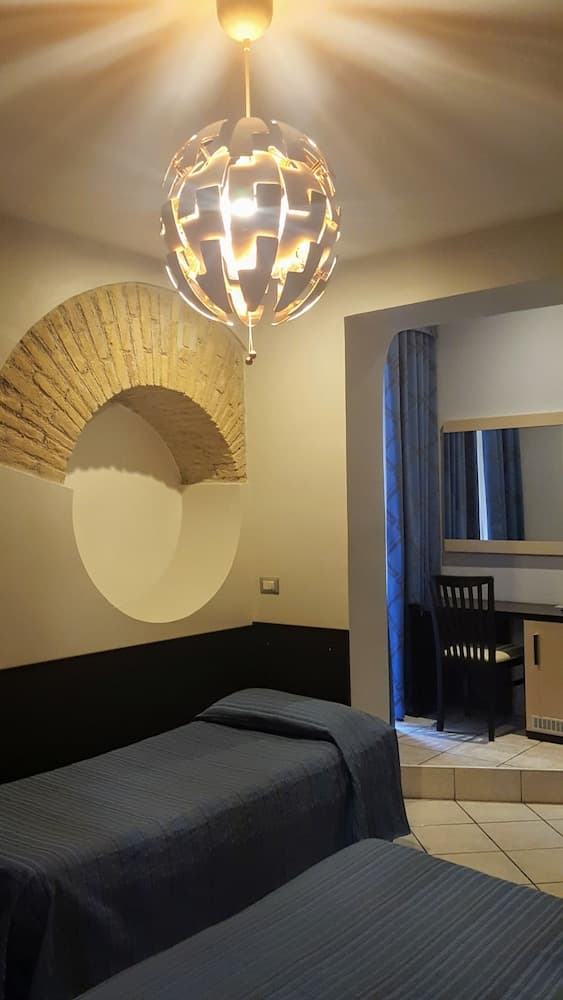 Clarin Hotel