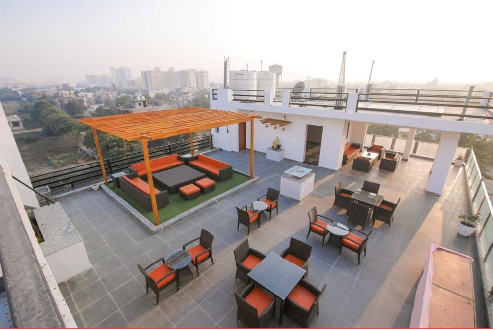 Amit House