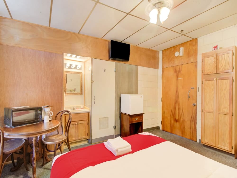 Drumright Inn
