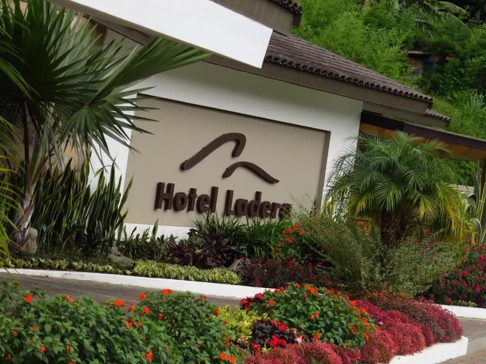 Hotel Ladera