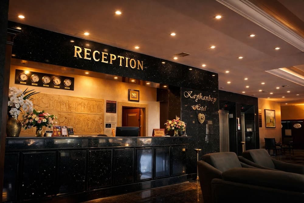 Kayhanbey Otel