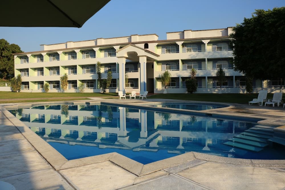 Dorados Convention & Resort