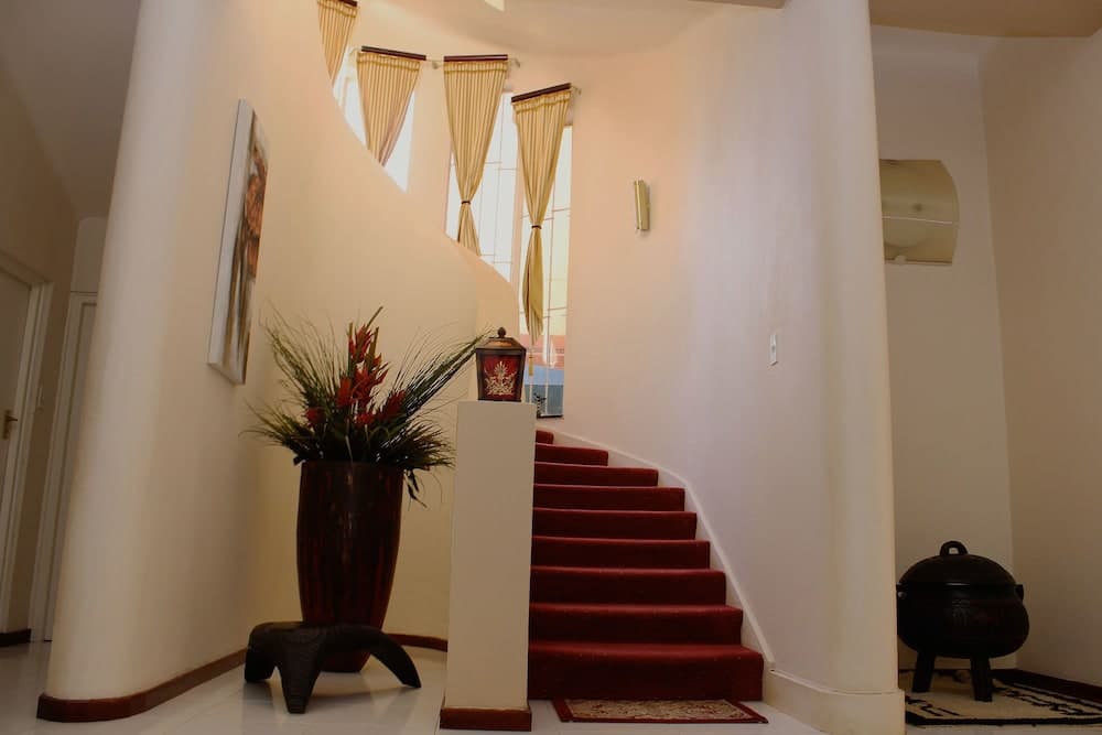 Ravinala Guest House