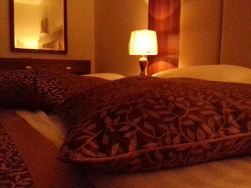 Raha Suites