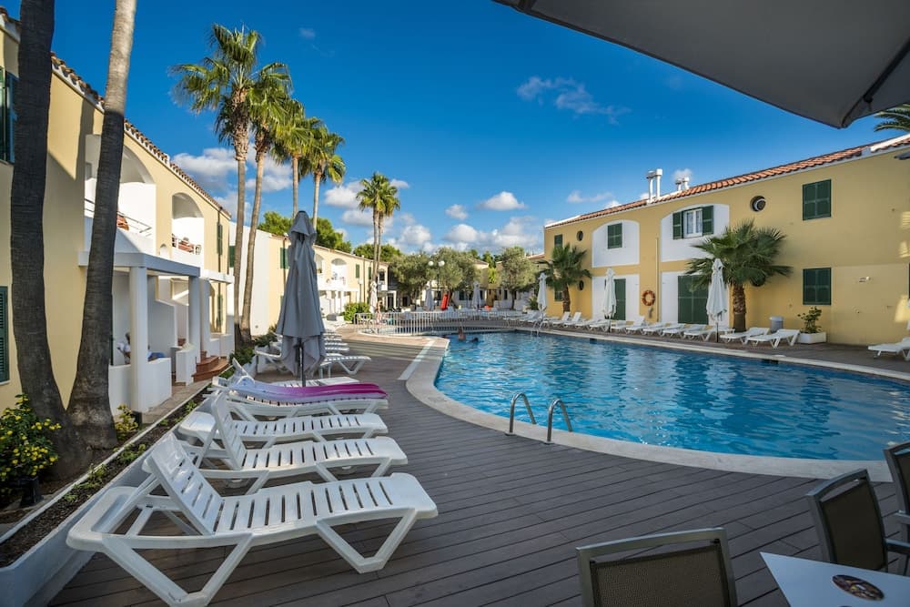 Apartaments Cales de Ponent