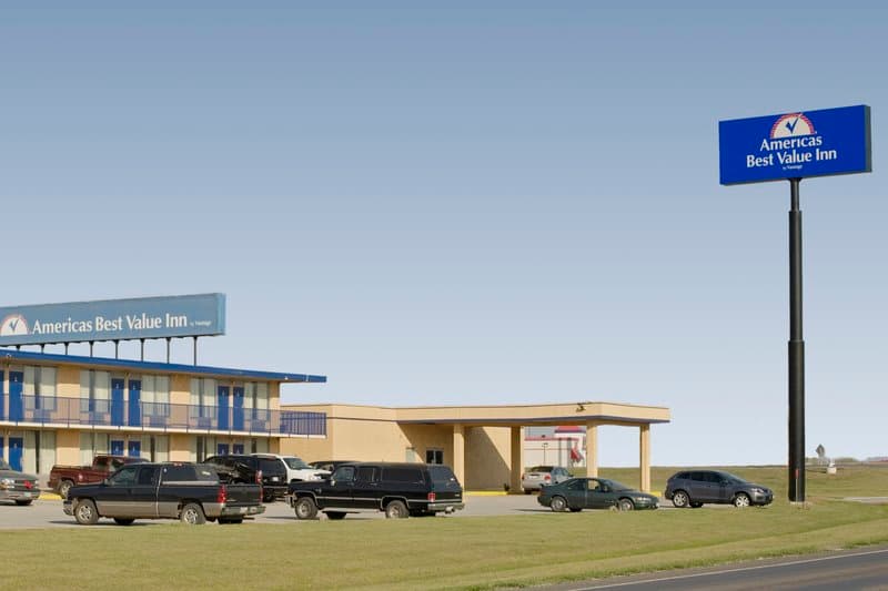 Budgetel Inn & Suites