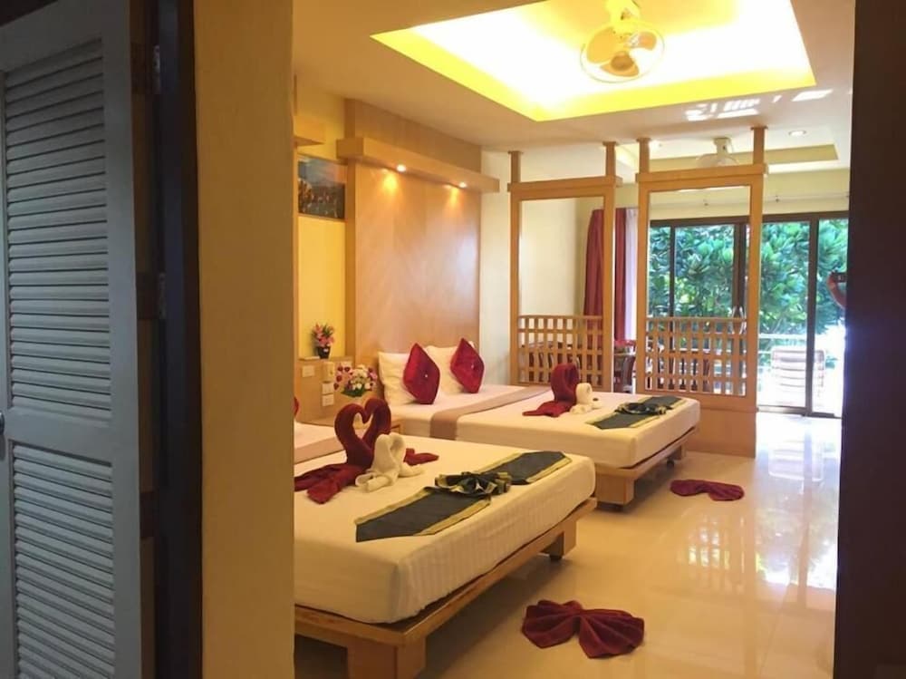 Lanta Summer House 1