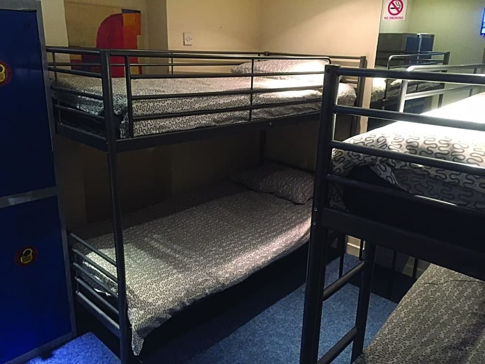 Bobby s Bunkhouse - Hostel
