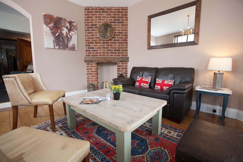 Evesham Hotel