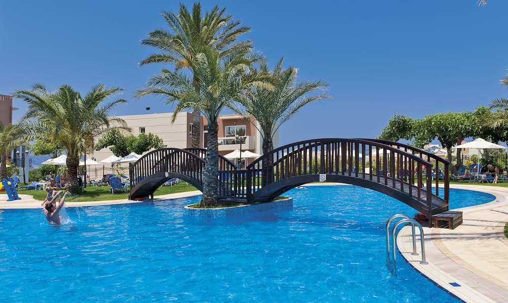 Selini Suites