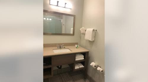 Kodiak Compass Suites