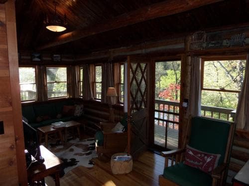Lake Lucerne - Treehouse Cabin #01