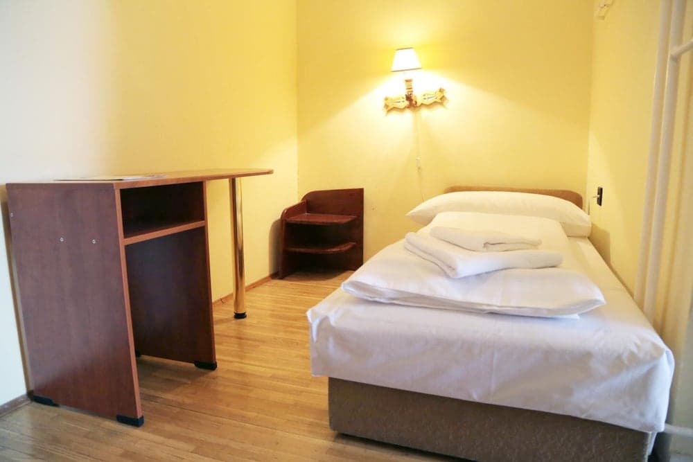 Hotel Bara Junior