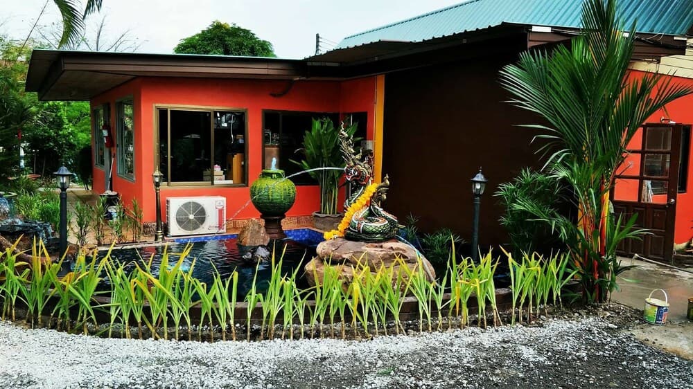 Somjainuk Resort 1
