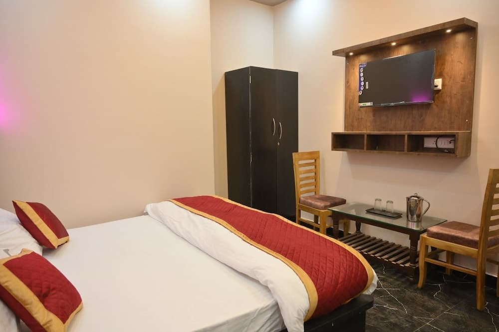 Hotel PS Residency