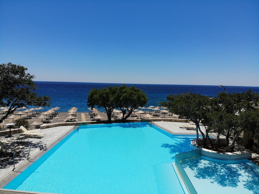 Kakkos Bay