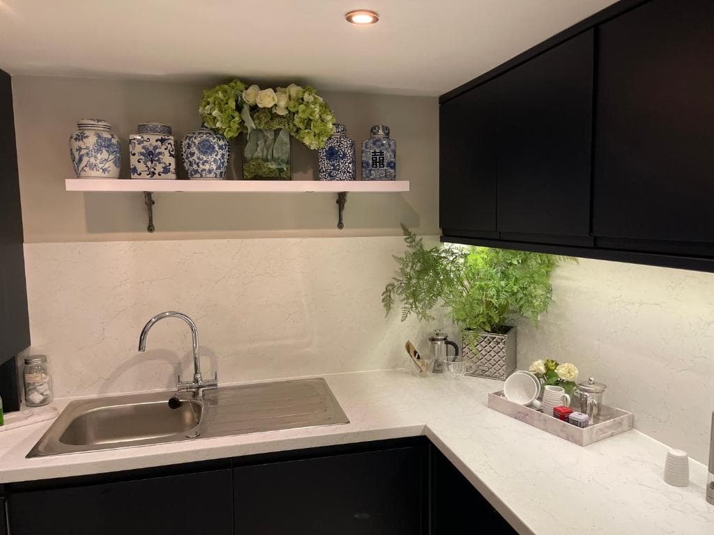 2 Bed Cosy Cottage - Central Bawtry - High End Furnishings