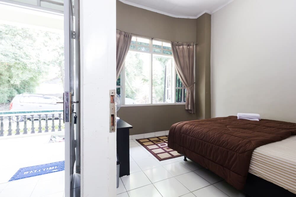 Pele Backpacker Guesthouse